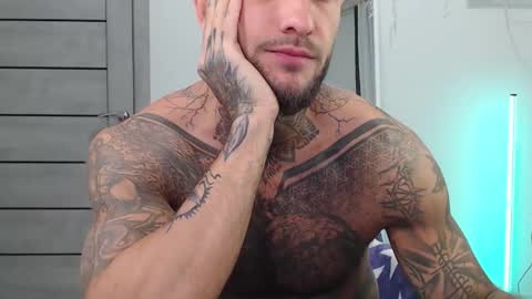 Snapshot of maxi_foxxx chatting on 09/15/25, 05:51 Maximus Fox online show from 09/15/25, 05:51