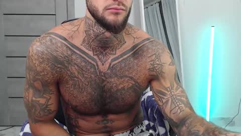 Snapshot of maxi_foxxx chatting on 09/21/25, 06:26 Maximus Fox online show from 09/21/25, 06:26