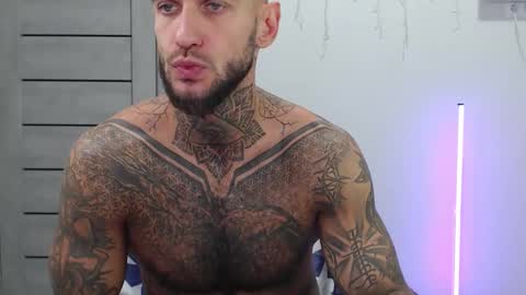 Snapshot of maxi_foxxx chatting on 10/01/25, 06:52 Maximus Fox online show from 10/01/25, 06:52