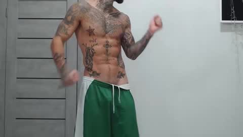 Maximus Fox online show from 11/07/25, 07:30