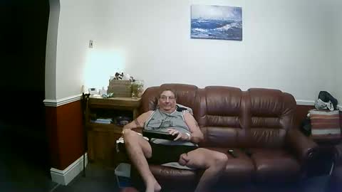MAX online show from 12/20/24, 10:32