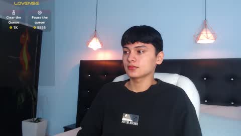 Snapshot of maxii18_ chatting on 10/14/25, 12:06 -- -- online show from 10/14/25, 12:06