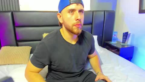 Maximo Wolf online show from 09/09/25, 08:08