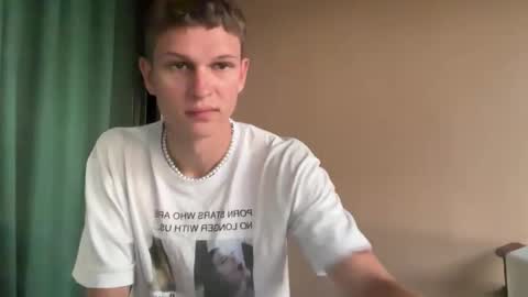 Snapshot of maxim_burn chatting on 12/17/25, 11:16 maxim burn online show from 12/17/25, 11:16