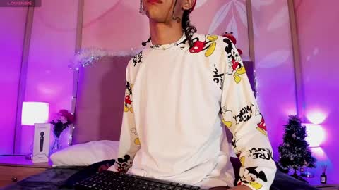 maxim online show from 12/27/24, 09:17