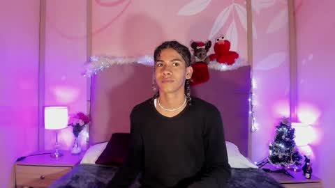 maxim online show from 12/30/24, 03:03
