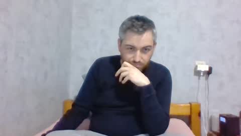 Maxime online show from 12/25/24, 08:39