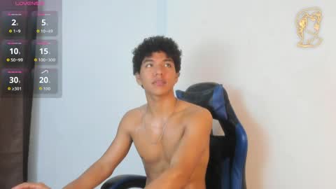 Snapshot of maximiliano_kh4lil chatting on 05/30/26, 01:52 Maximiliano online show from 05/30/26, 01:52