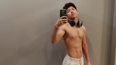 Maximiliano online show from 07/20/26, 12:51