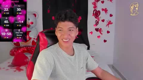 Snapshot of maximiliano_khalil chatting on 02/15/26, 08:27 Maximiliano online show from 02/15/26, 08:27