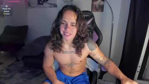 maximiliano_scoott_ online show from 06/13/26, 05:22