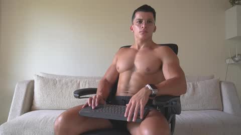 Sebastian online show from 09/16/25, 06:09