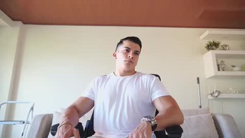 Sebastian online show from 10/24/25, 08:49