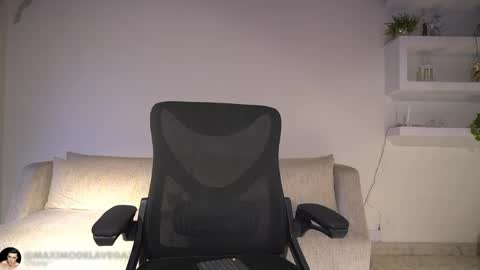 Sebastian online show from 06/05/26, 10:48