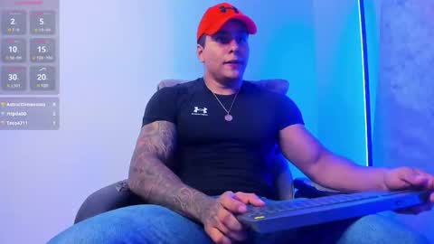 Snapshot of maximoscott_ chatting on 03/07/25, 01:09 Maximoscott online show from 03/07/25, 01:09