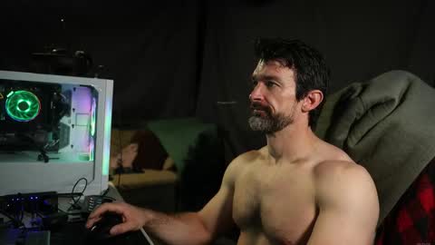Snapshot of maximus_787 chatting on 01/13/26, 08:03 Maximus7871 online show from 01/13/26, 08:03