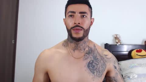 Independent Model online show from 12/12/24, 02:26