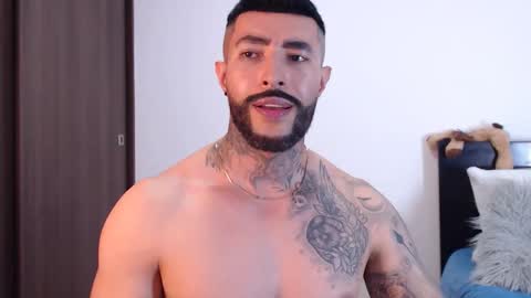 Independent Model online show from 02/14/25, 06:34