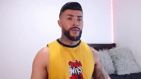 Independent Model online show from 09/26/25, 05:00