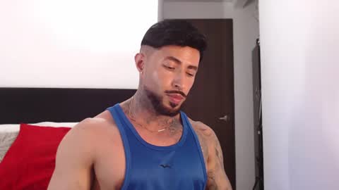 Independent Model online show from 06/12/26, 04:22