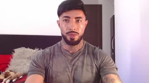 Independent Model online show from 06/25/26, 04:23