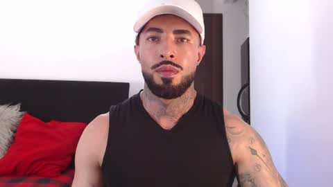 Independent Model online show from 06/26/26, 04:50