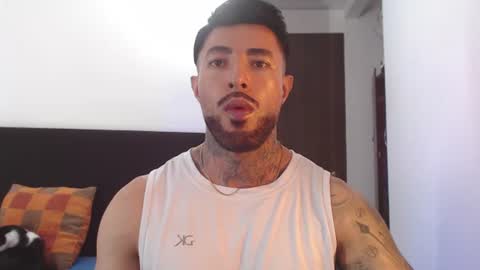 Independent Model online show from 07/16/26, 04:18