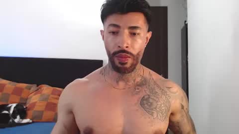Independent Model online show from 07/31/26, 04:01