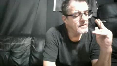 Max online show from 12/20/25, 06:59