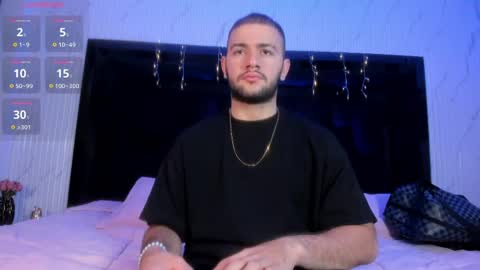 Snapshot of maximusclark1_ chatting on 04/18/26, 12:20 Maximus online show from 04/18/26, 12:20