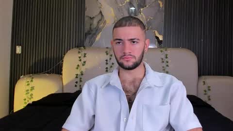 Snapshot of maximusclark1_ chatting on 06/07/26, 12:09 Maximus online show from 06/07/26, 12:09