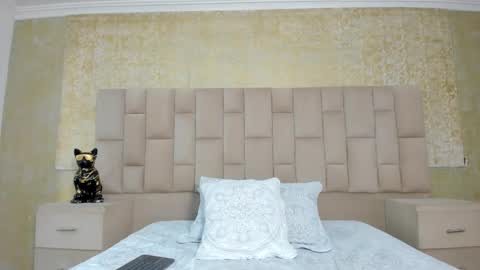 Maximus online show from 10/17/25, 04:04