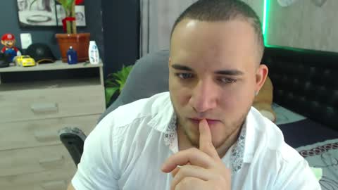 Snapshot of maximussantorini chatting on 12/10/24, 08:38 maximus online show from 12/10/24, 08:38