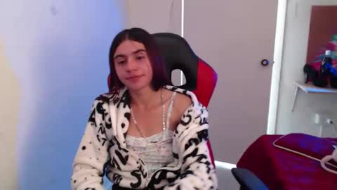 Snapshot of maxinesex_ chatting on 11/20/25, 02:50 maxinesex_ online show from 11/20/25, 02:50