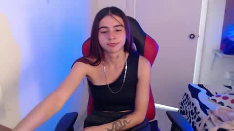 Snapshot of maxinesex_ chatting on 12/02/25, 01:50 maxinesex_ online show from 12/02/25, 01:50