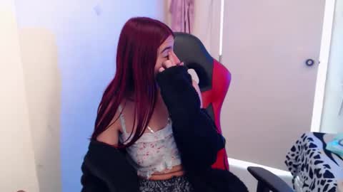 Snapshot of maxinesex_ chatting on 12/18/25, 02:23 maxinesex_ online show from 12/18/25, 02:23
