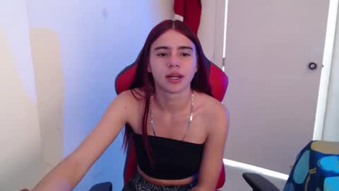 Snapshot of maxinesex_ chatting on 01/07/26, 01:35 maxinesex_ online show from 01/07/26, 01:35