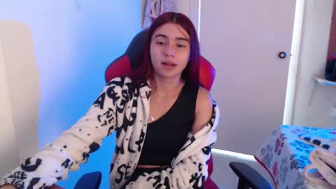 Snapshot of maxinesex_ chatting on 02/02/26, 01:32 maxinesex_ online show from 02/02/26, 01:32