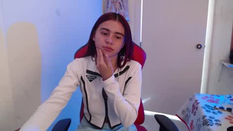 Snapshot of maxinesex_ chatting on 02/04/26, 01:39 maxinesex_ online show from 02/04/26, 01:39