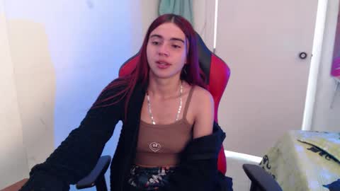 Snapshot of maxinesex_ chatting on 03/03/26, 01:39 maxinesex_ online show from 03/03/26, 01:39