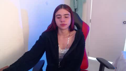 Snapshot of maxinesex_ chatting on 03/19/26, 01:48 maxinesex_ online show from 03/19/26, 01:48