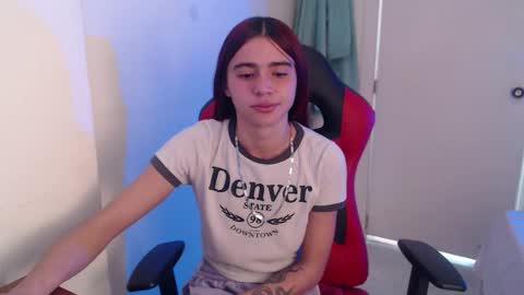 Snapshot of maxinesex_ chatting on 03/20/26, 01:38 maxinesex_ online show from 03/20/26, 01:38