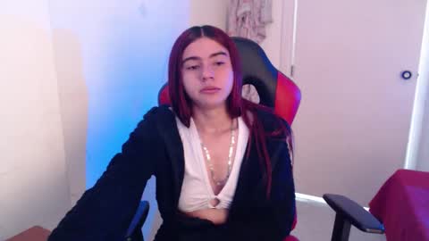 Snapshot of maxinesex_ chatting on 04/06/26, 01:56 maxinesex_ online show from 04/06/26, 01:56