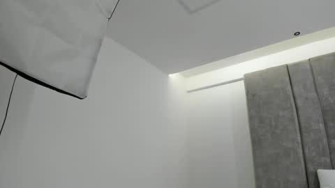 Maxi Rogers online show from 01/20/25, 07:04