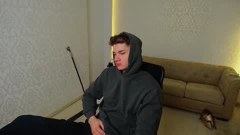 MaxKaiden online show from 11/22/25, 05:39