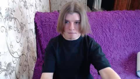 Max online show from 09/27/25, 11:26