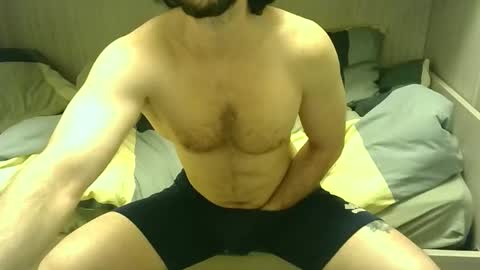 Snapshot of maxsperman1 chatting on 09/19/25, 07:58 MaxSperman online show from 09/19/25, 07:58