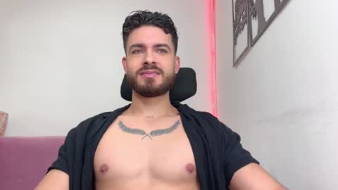 Snapshot of maxtowers chatting on 01/05/25, 01:13 Maxi online show from 01/05/25, 01:13