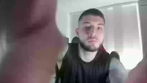 maxvibe_ online show from 11/07/25, 09:04