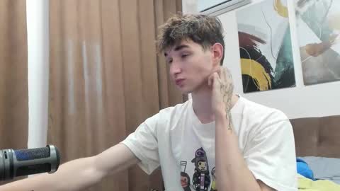 maxwellchik online show from 10/03/25, 01:30